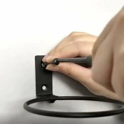 Support Muraux Pot De Fleurs,4pcs Fixation Murale Pot De Fleur Métal Support De Pot De Fleur Mural Porte Pot De Fleur Anneau Antirouille Support De Jardinière à Fixer Pour Jardin 4 Pouces Noir -Outsunny Eda Magasin 100342264 3