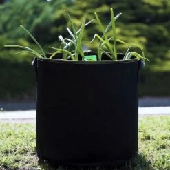 ZOLGINAH 3 Grands Sacs De Plantation En Geotextile 60L Avec Poignées - 3 Étiquettes - Pots Pour Tomates, Poivrons, Carottes -Outsunny Eda Magasin 65207772 5