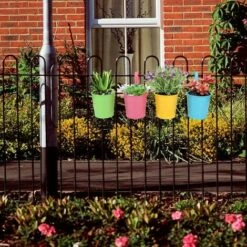 Pot De Fleur Suspendu En Métal, Pot De Fleur Exterieur Avec Trou De Drainage Parfaits Pour Jardin, Balcon, Clôture, Patio, Décoration 4 Pièces -Outsunny Eda Magasin 83993800 5